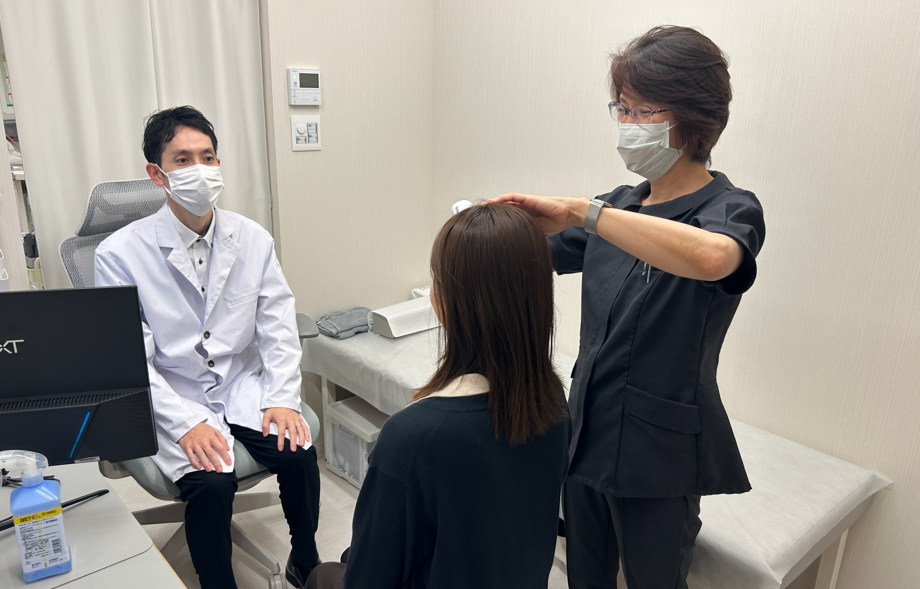 クリニックで働く人